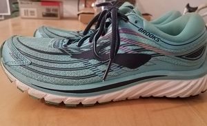 Brooks women's running shoes
